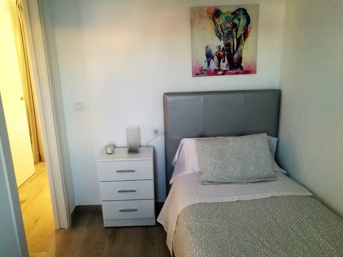 Piso Con Terraza Y Vistas Espectaculares Apartment Carmona  Luaran gambar