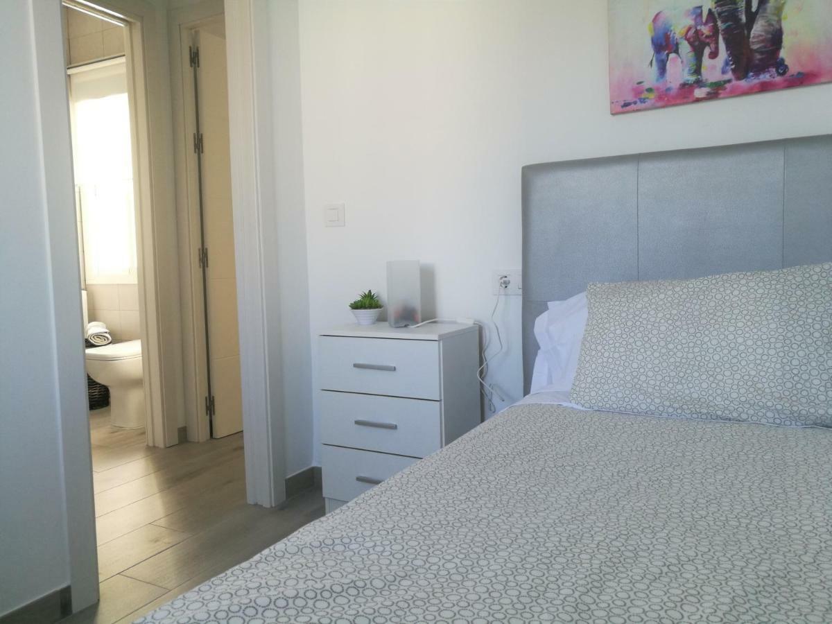 Piso Con Terraza Y Vistas Espectaculares Apartment Carmona  Luaran gambar