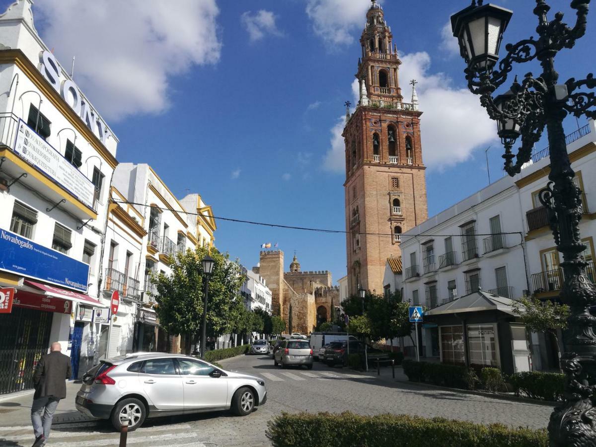 Piso Con Terraza Y Vistas Espectaculares Apartment Carmona  Luaran gambar