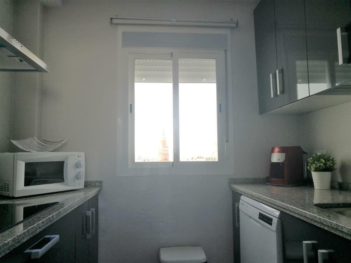 Piso Con Terraza Y Vistas Espectaculares Apartment Carmona  Luaran gambar
